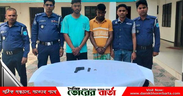 মঙ্গলবার ভোর রাতে তাকে