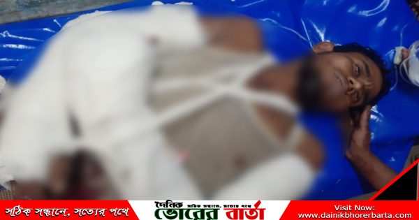 হামলাকরীদের কারো সঙ্গে যোগাযোগ করা সম্ভব হয়নি।