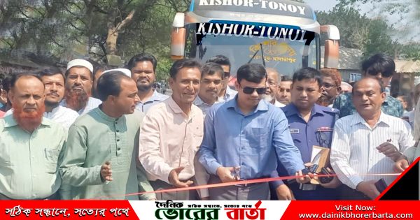 এক মাসেই সড়ক দূর্ঘটনায় ঝরেছে অনেক গুলো তাজা প্রান