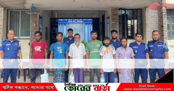 সালথায় সাজাপ্রাপ্ত পলাতক তিন আসামীকে গ্রেপ্তার করেছে