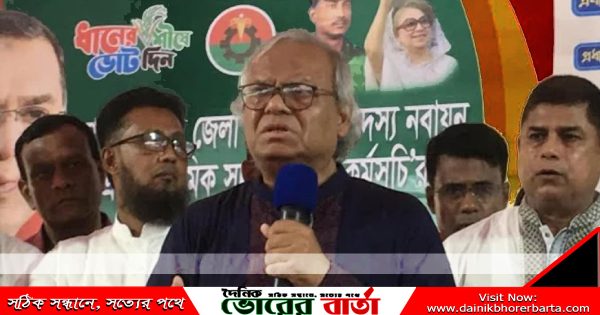 মাথায় দেয় নাকি সাবানের মতো শরীরে মাখে-