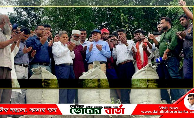 হরিরামপুরে পদ্মা ভাঙন রোধে জিও ব্যাগ ডাম্পিং শুরু