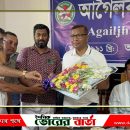 সাংবাদিকদের সাথে বরিশাল জেলা পরিষদের প্রশাসক আকন কুদ্দুসুর মতবিনিময়